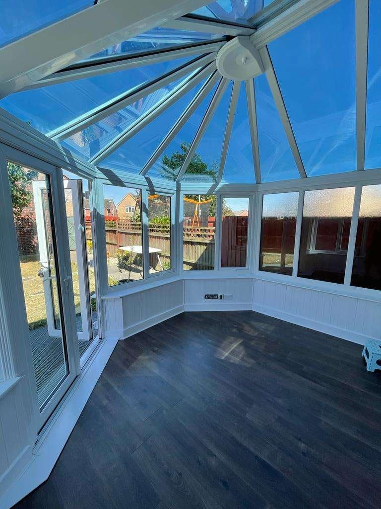 Conservatory installation by Roofriendly