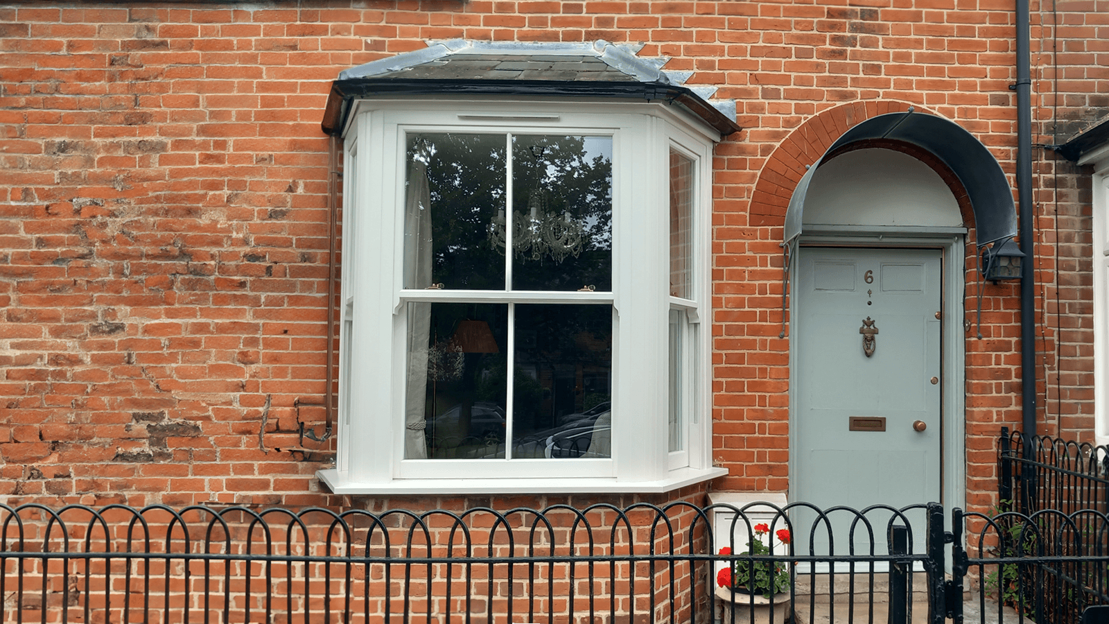 Sliding sash window installation by Roofriendly