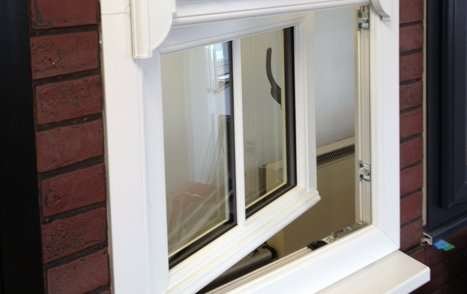 Tilt and turn window installation by Roofriendly