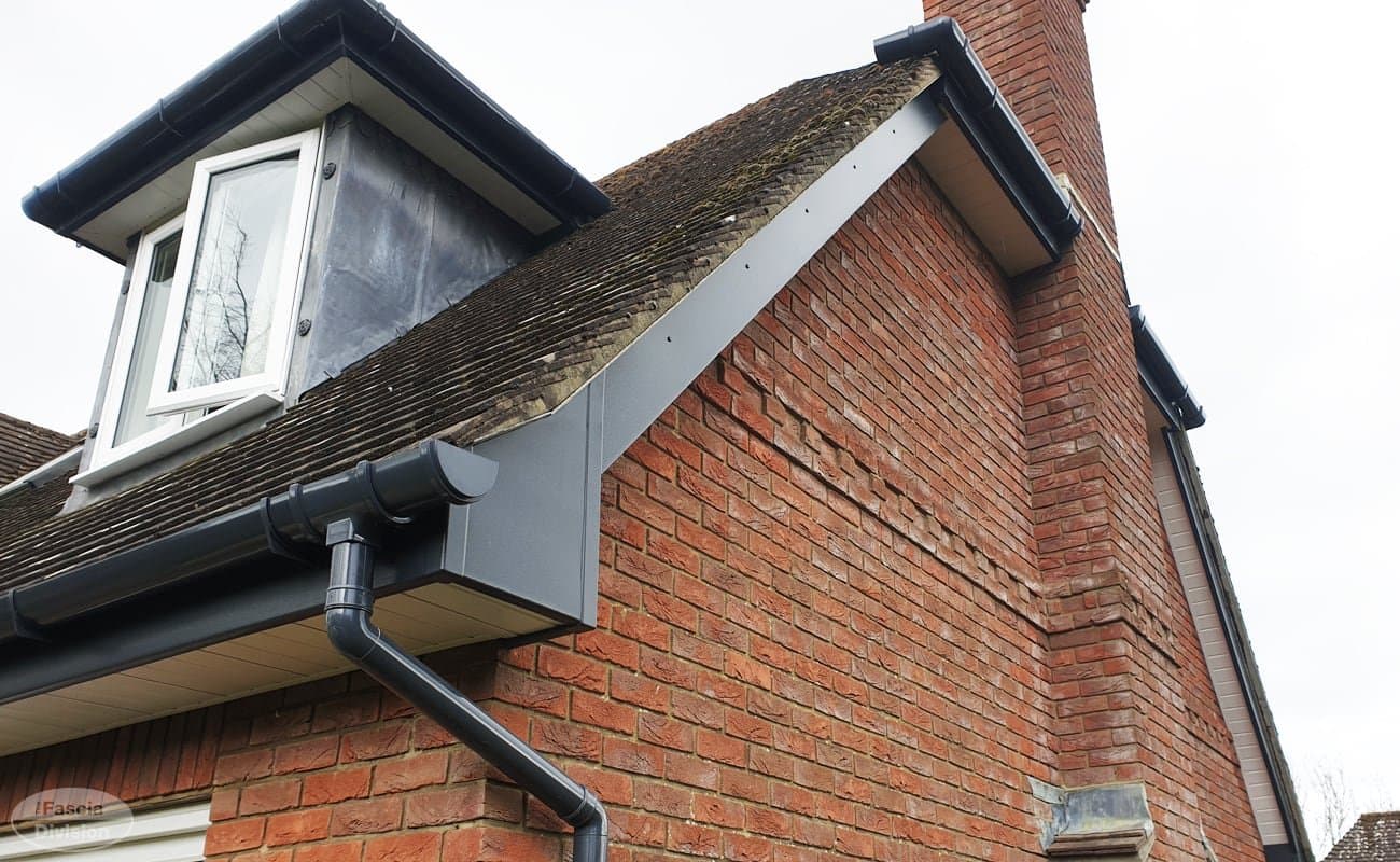 The Ultimate Fascia Guide: Follow These Simple Steps to Upgrade Your Homes Roofline!