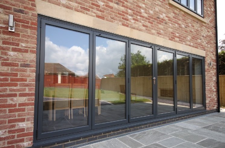Bi-fold door installation by Roofriendly