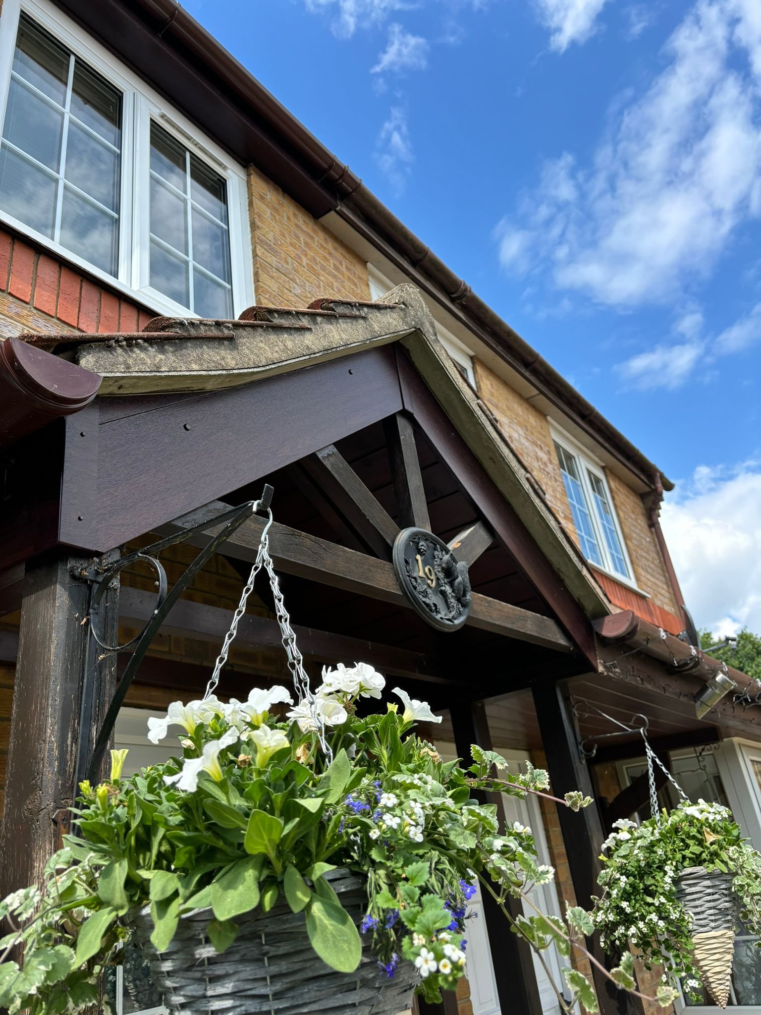 Soffit and fascia installation by Roofriendly