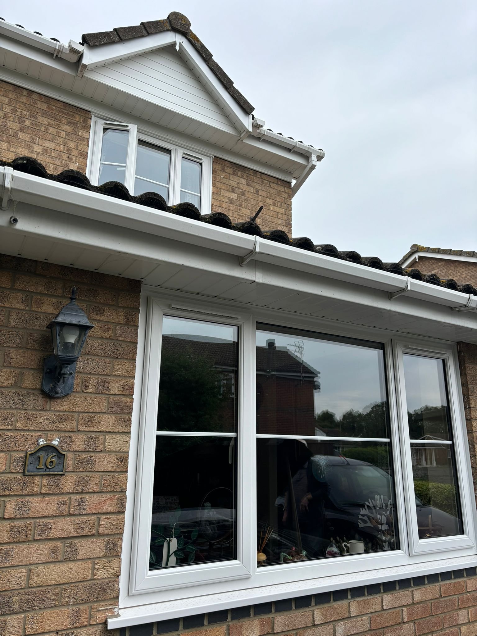 Casement window installation by Roofriendly