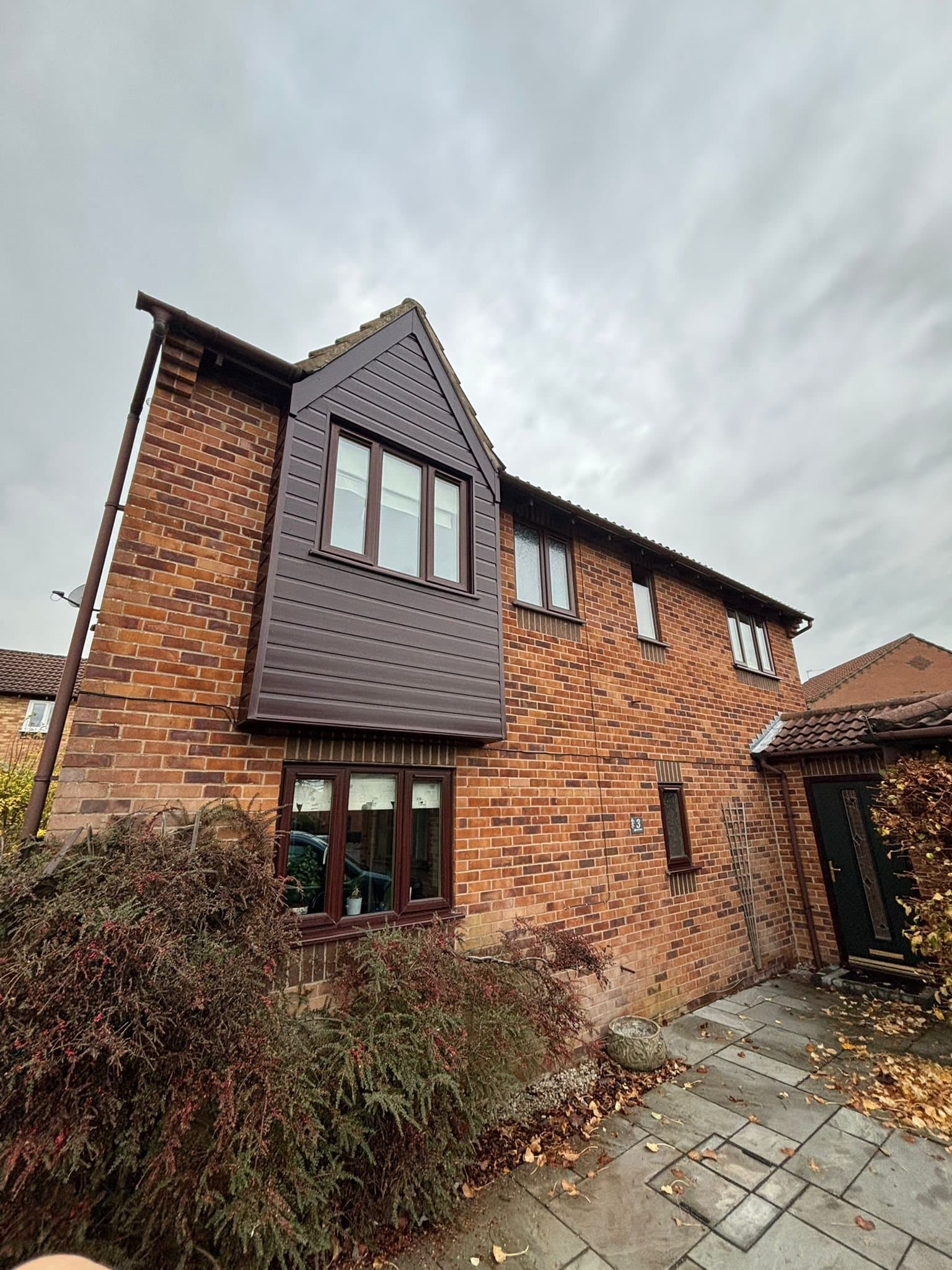 Weather-Worn No More: Cladding & Guttering Upgrade in Lincoln