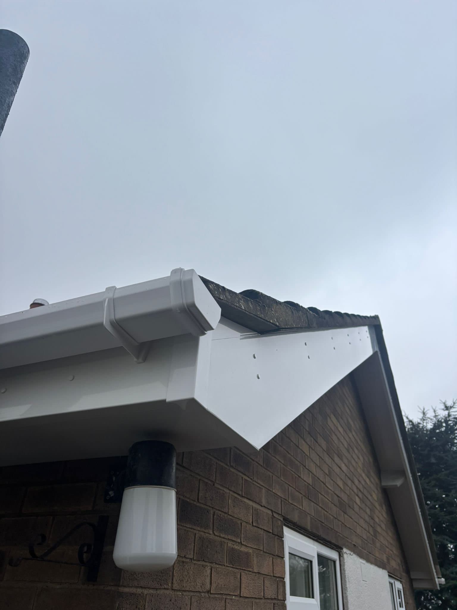 Mr Carmichael & Mrs Holtby’s Home Transformation with Roofriendly